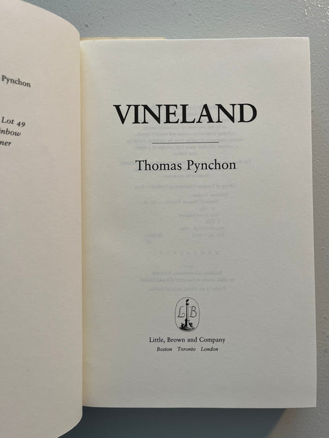 Vineland, Thomas Pynchon - First Edition, First Printing, 1990 - Like New - Hardcover