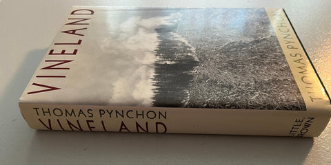 Vineland, Thomas Pynchon - First Edition, First Printing, 1990 - Like New - Hardcover