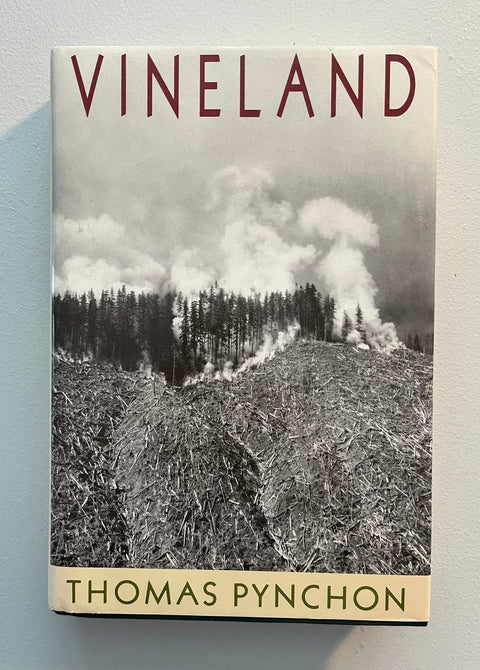 Vineland, Thomas Pynchon - First Edition, First Printing, 1990 - Like New - Hardcover